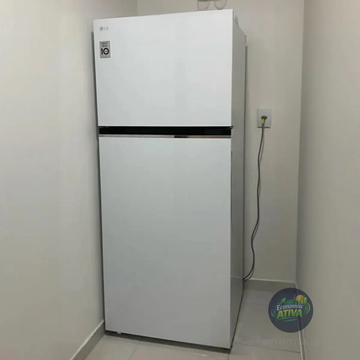 Geladeira/Refrigerador LG Frost Free Inox Duplex Branca 375L GN-B372PQW - 220V