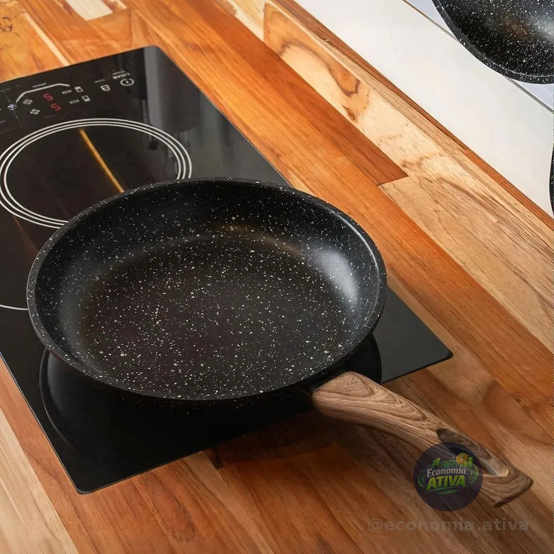 Frigideira Antiaderente Cerâmica 20cm Indução Gás Fogão Cabo Madeira Resistente Alta Temperatura - Era Home Decor Cinza