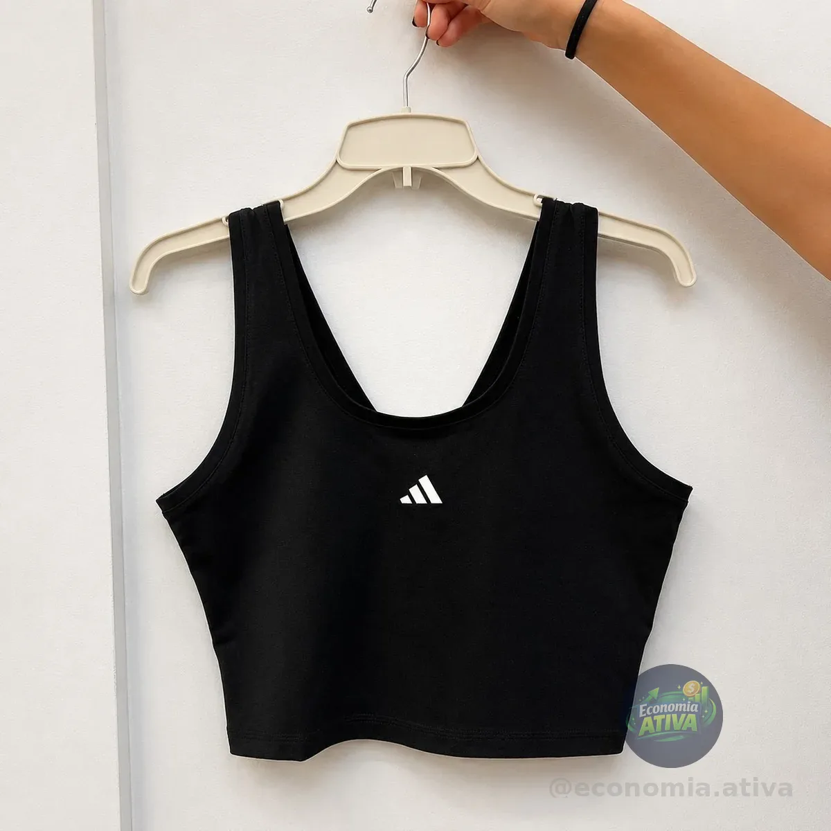 Regata Adidas Cropped Small Logo