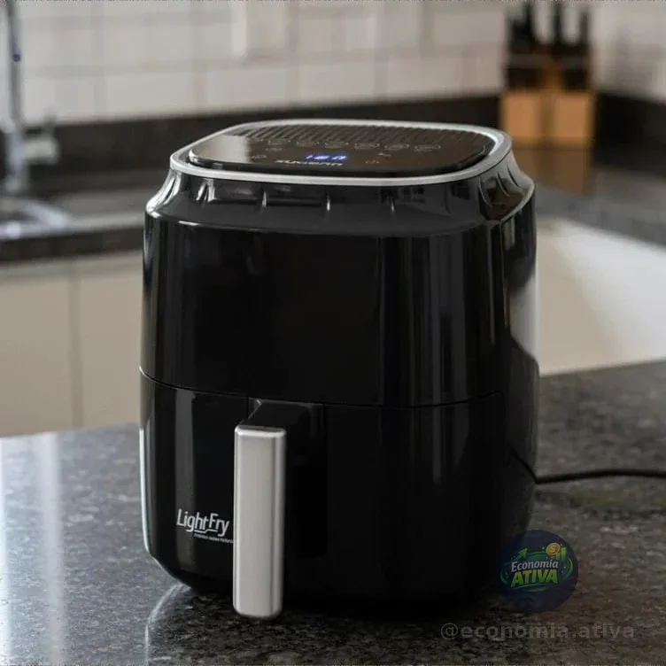 Fritadeira Light Fry Touch Control Preta Suggar