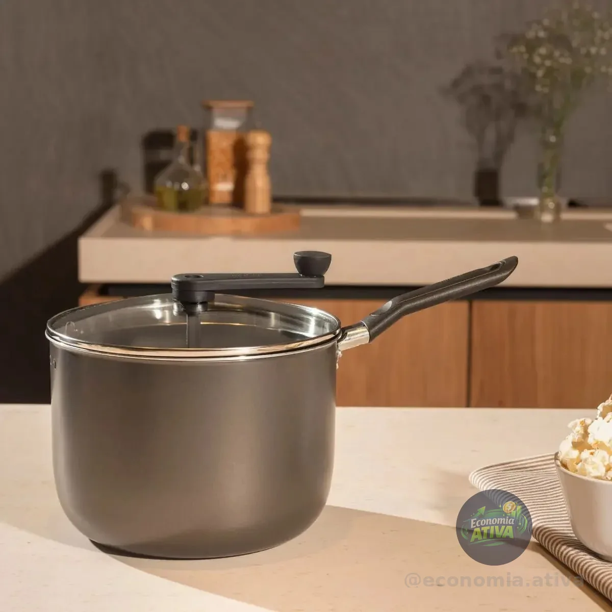 Pipoqueira Brinox Pic Poc com Revestimento Interno Antiaderente Pro-Flon Prata – 20 cm