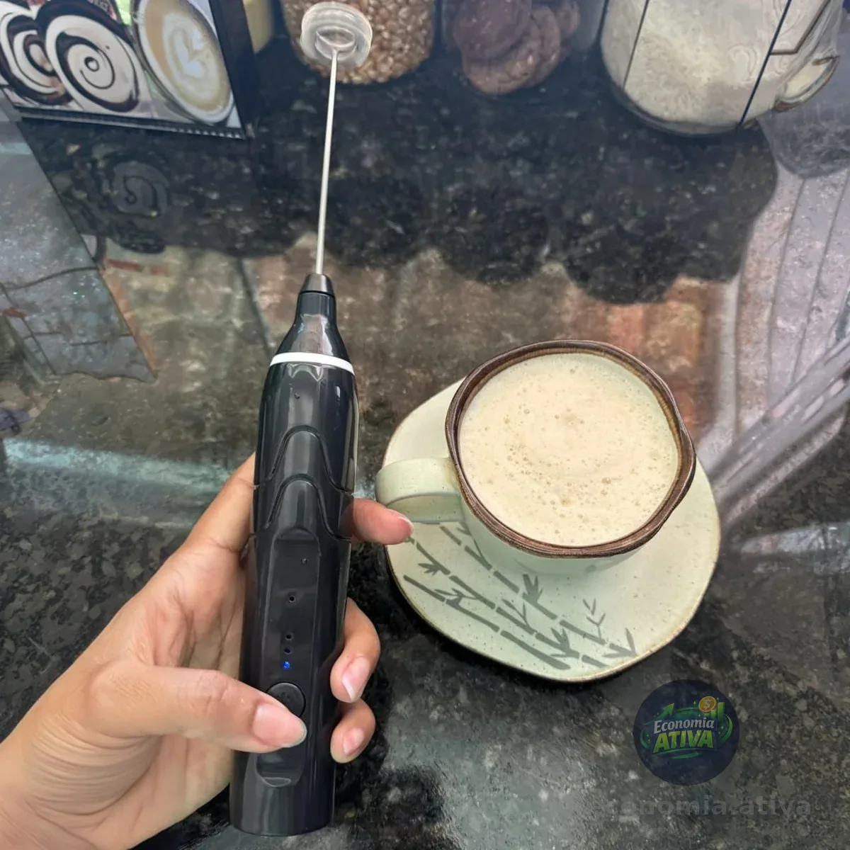 Mini Mixer Portátil Misturador de Bebidas Batedor Espumador de Leite USB