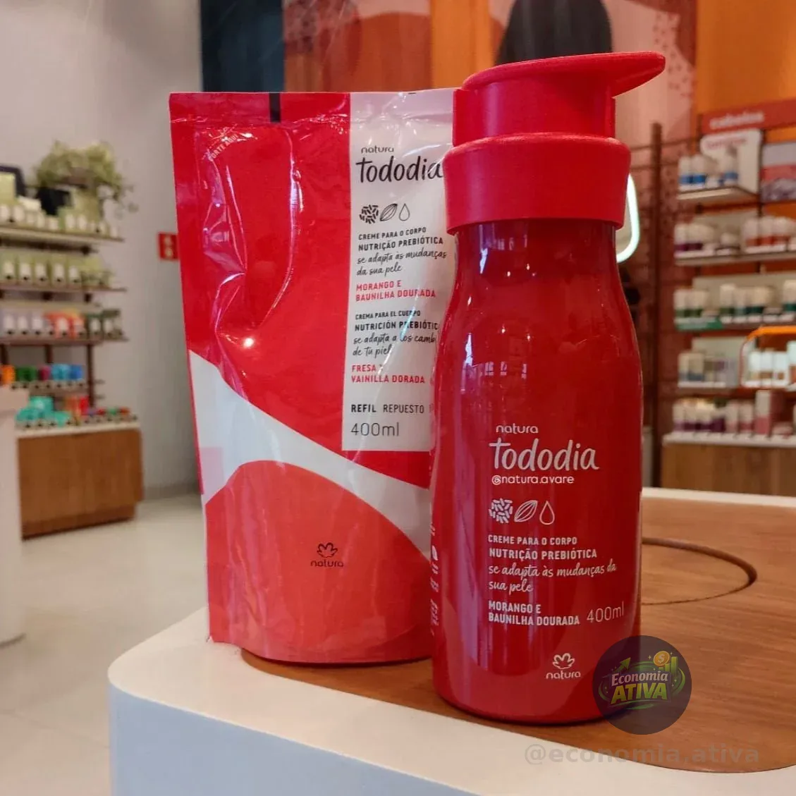 Kit Tododia: Creme Corporal Morango Baunilha Dourada 400ml + Refil Creme Corporal 400ml