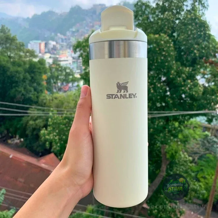 Stanley Garrafa Térmica Aerolight Transit Rose Quartz, 591ml