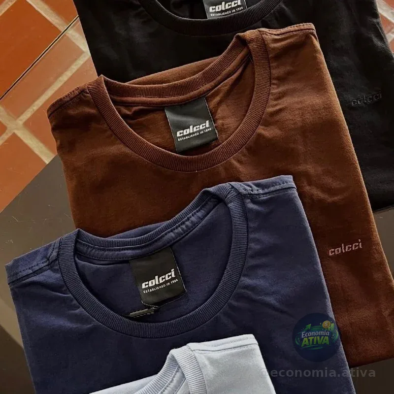 Camiseta Colcci Masculina Off Shell 035.01.12236 Preto Colcci Logo M Lisa