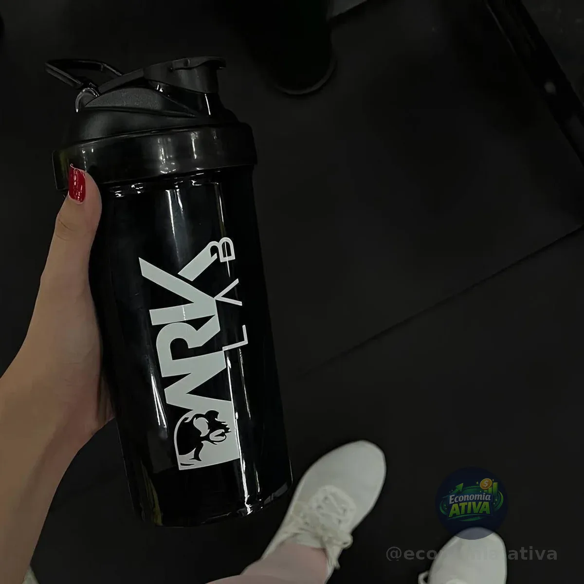 Coqueteleira 700ml Dark Lab