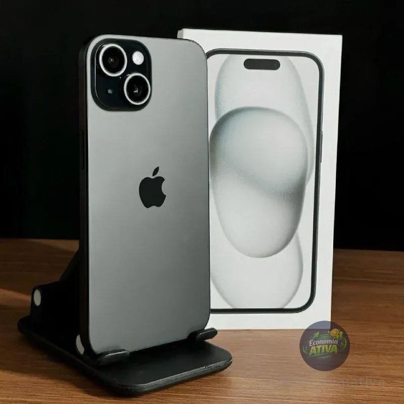 Apple iPhone 15 (128 GB) — Preto