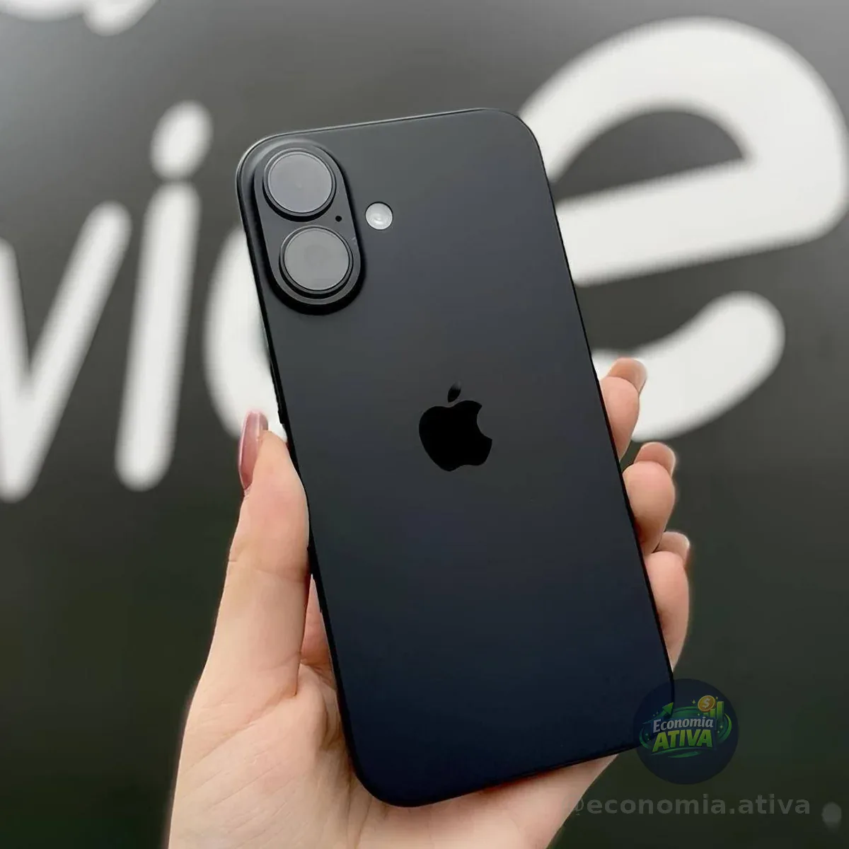 Apple iPhone 16 (128GB)
