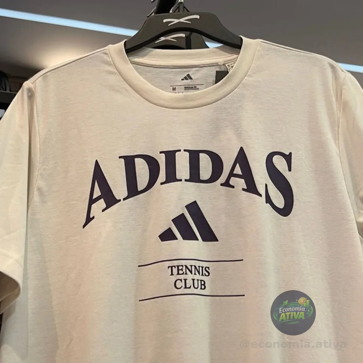 Camiseta Adidas Gráfica Heritage Masculina