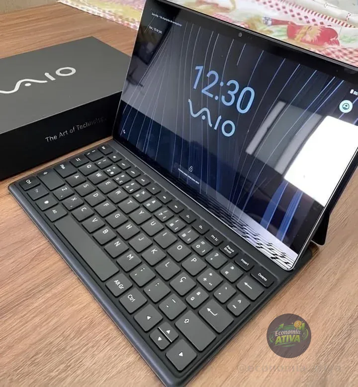 Tablet VAIO TL10 8GB 128GB Octa-Core, Tela 10.4” 2K, 4G WiFi, Câmera 8MP + Selfie 5MP, 7000mAh, Android 13, com Teclado de Conexão Inteligente – Preto