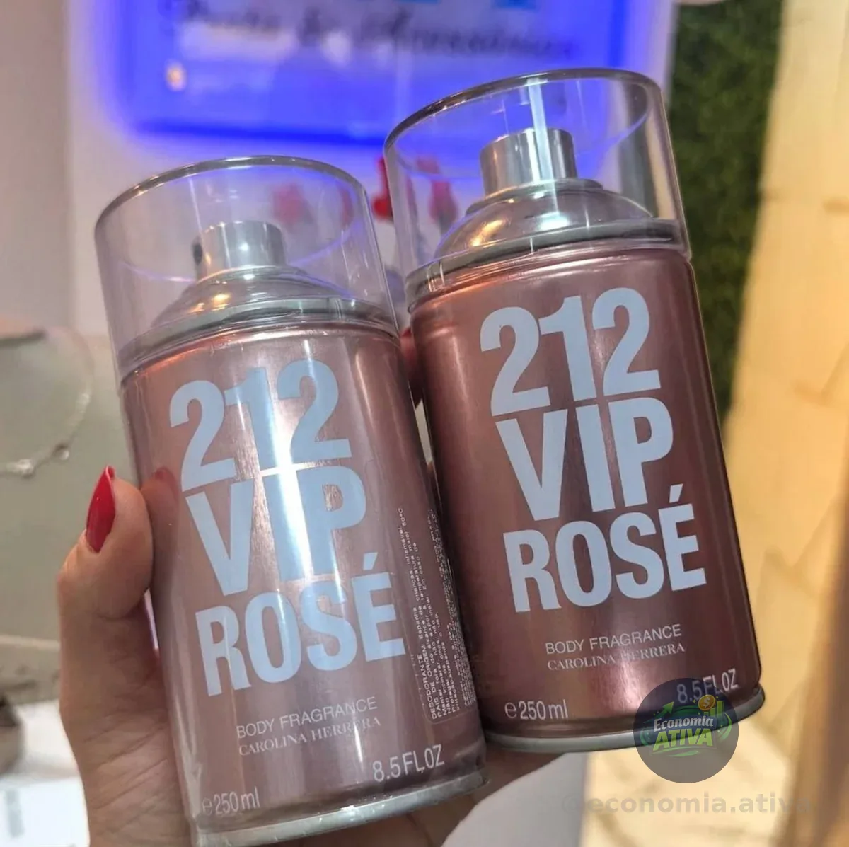 Body Spray Carolina Herrera 212 Vip Rosé Feminino 250ml - Body Splash De Longa Fixação