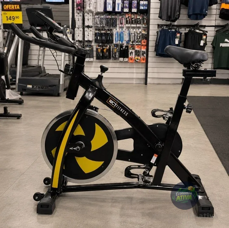 Bicicleta Ergométrica WCT Fitness Spinning Roda Inércia 13Kg Preto Amarelo