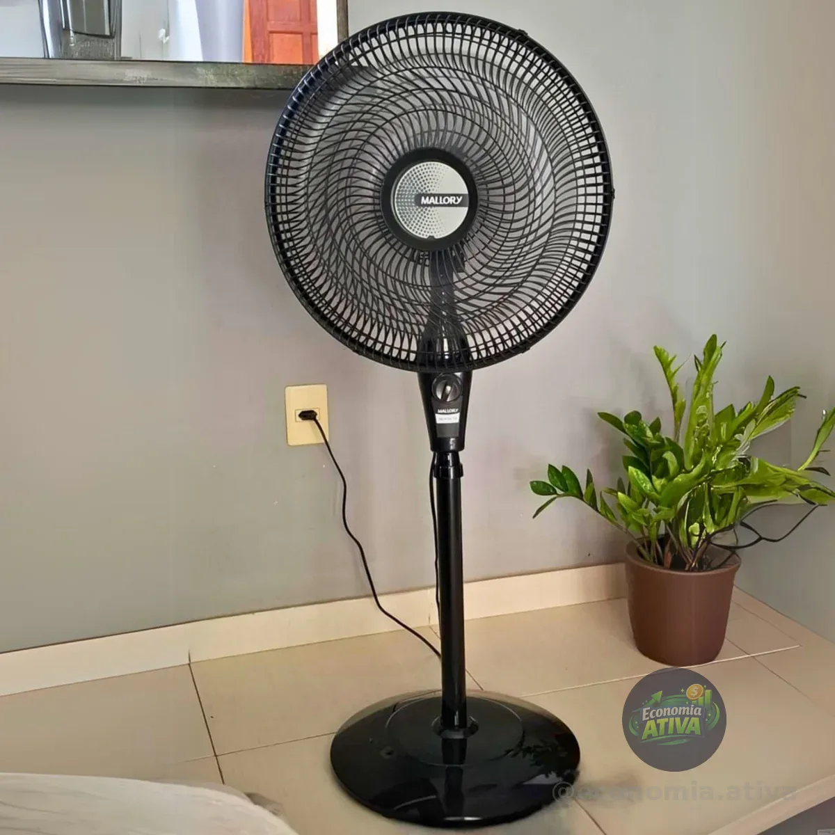 Ventilador de Coluna Mallory Delfos TS+ 126W, Silencioso, Com Hélice de 6 pás - PR-GR - 127V