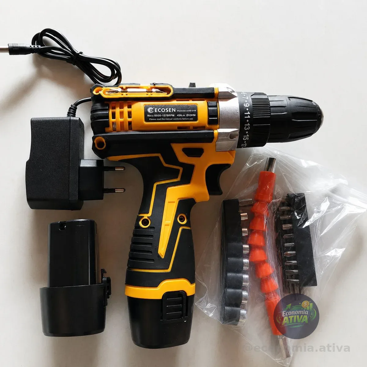 Parafusadeira e Furadeira 10mm 3/8 12v com 2 Baterias