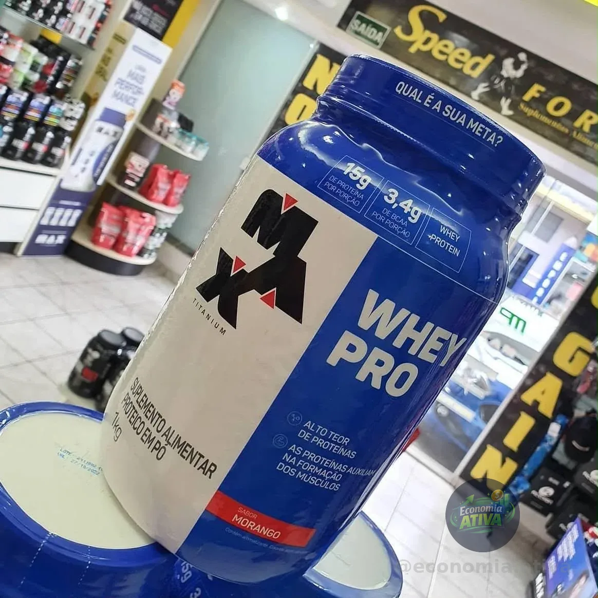 Whey Pro Pote 1kg Sabor Morango Max Titanium