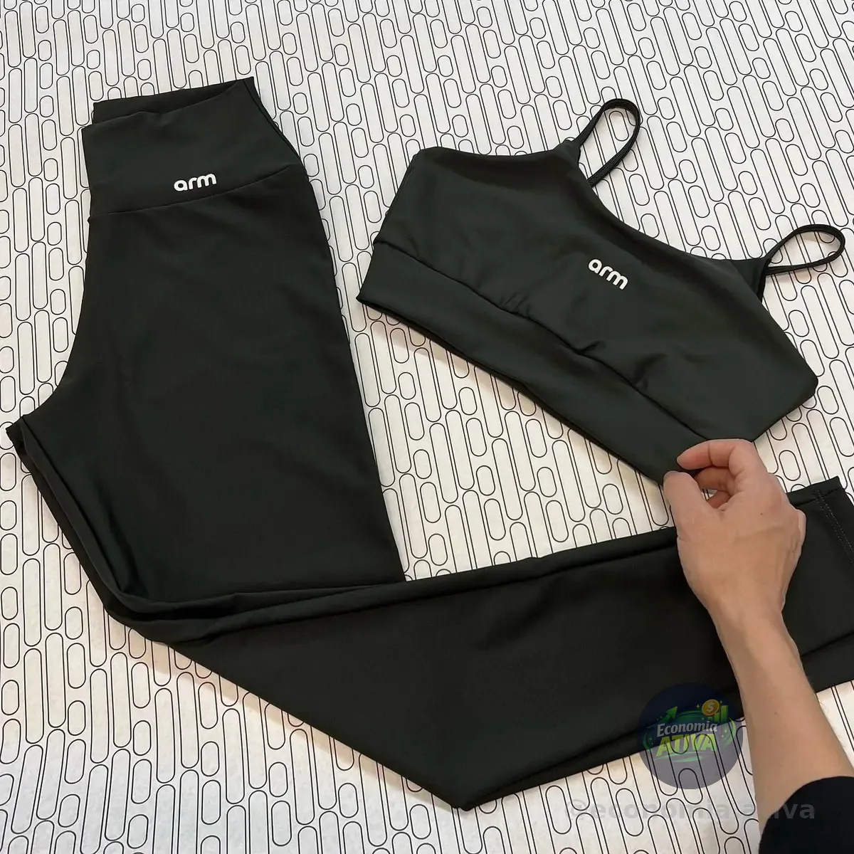 Conjunto Feminino Fitness Compact Top E Short - Arm