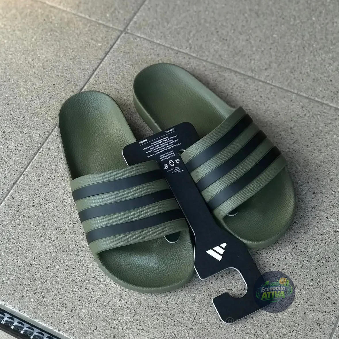Chinelo Adilette Aqua (unissex) adidas