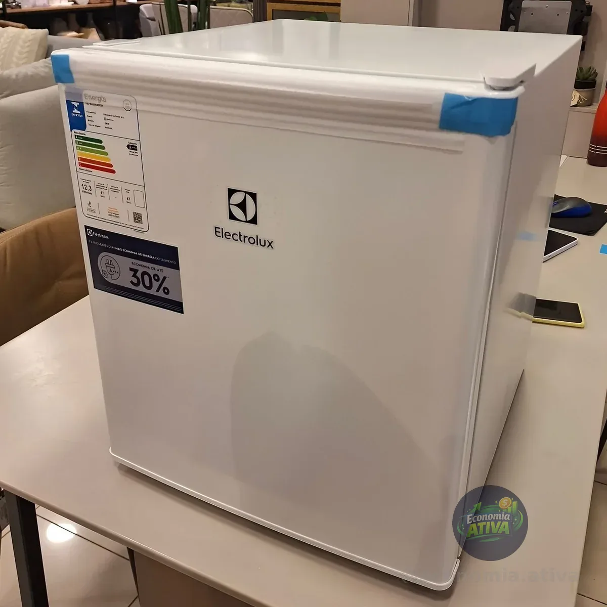 Frigobar Electrolux 47L Efficient - 127V