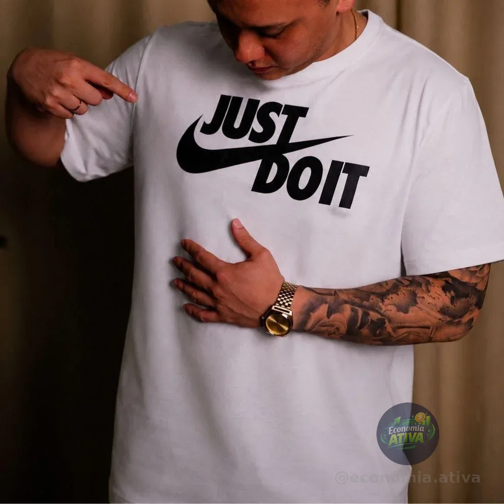 Camiseta Nike Sportswear Just Do It