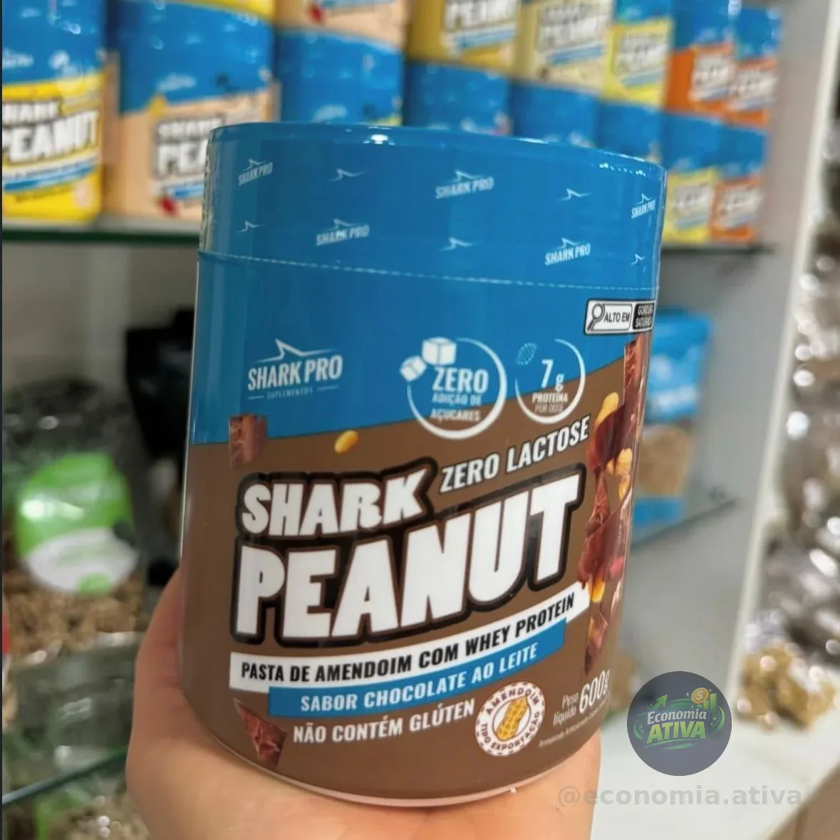 Pasta De Amendoim Shark Peanut 600g Sabor Chocolate Ao Leite