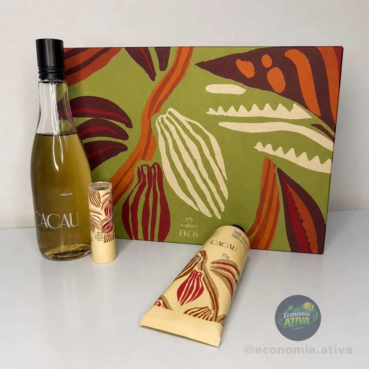 Presente Kit Ekos • Frescor Cacau 150ml • ⁠Polpa Hidratante Mãos E Unhas 75g • ⁠Protetor Labial 3,5g