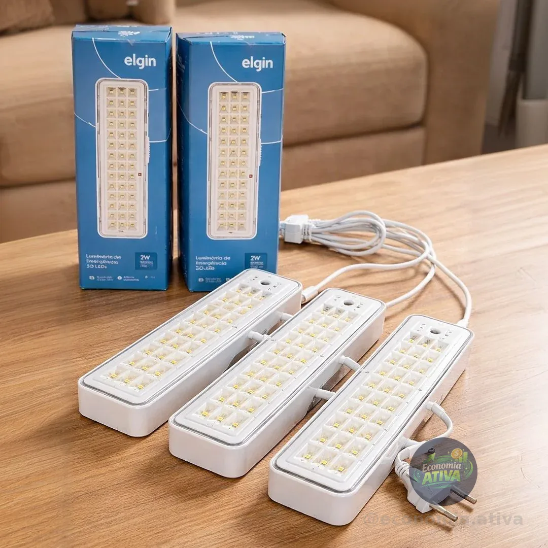 3 Luminárias Emergência Elgin Recarregável 127/220v