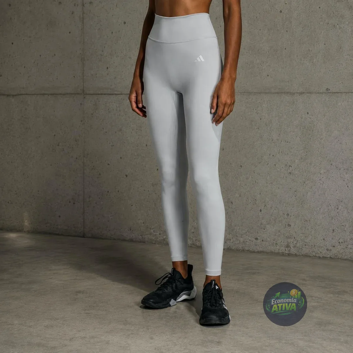 Calça Adidas Essential Seam Feminina