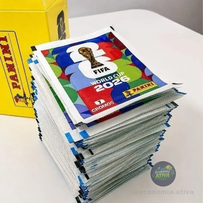 Kit com 100 Envelopes (700 Figurinhas) Copa do Mundo 2026 Panini
