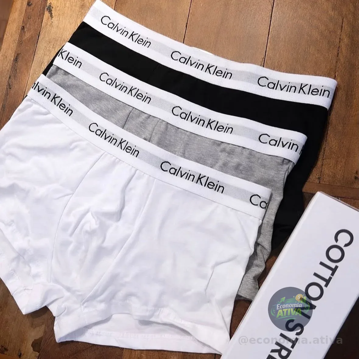 Kit 3 Cuecas Boxer Calvin Klein