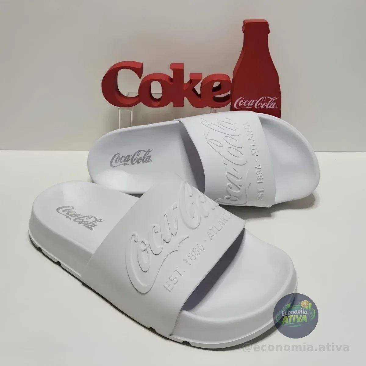 Slide Coca Cola Coke Bold