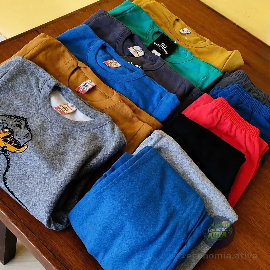 Kit 8 Peças Moletom Infantil (4 conjuntos)