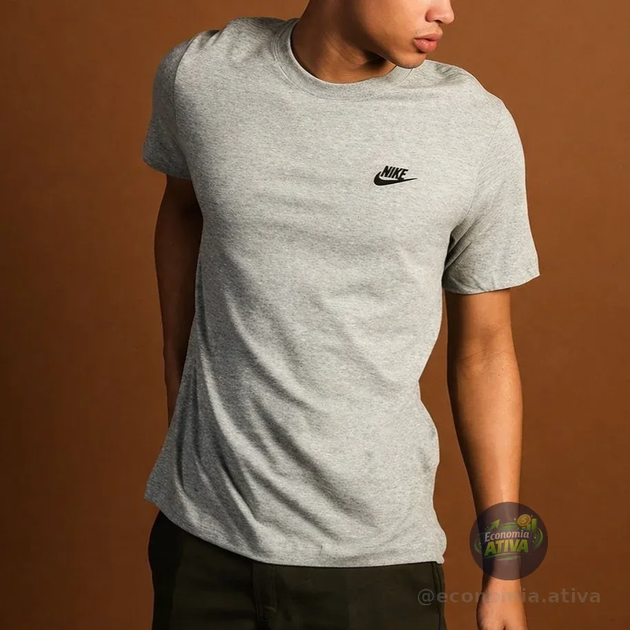 Camiseta Nike Sportswear Club