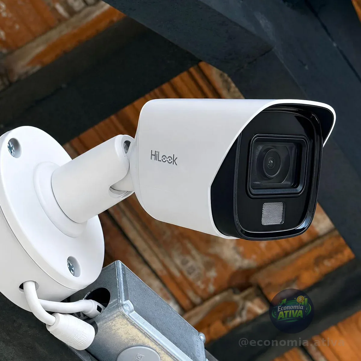 Câmera Bullet Fixa Luz Dupla 2mp