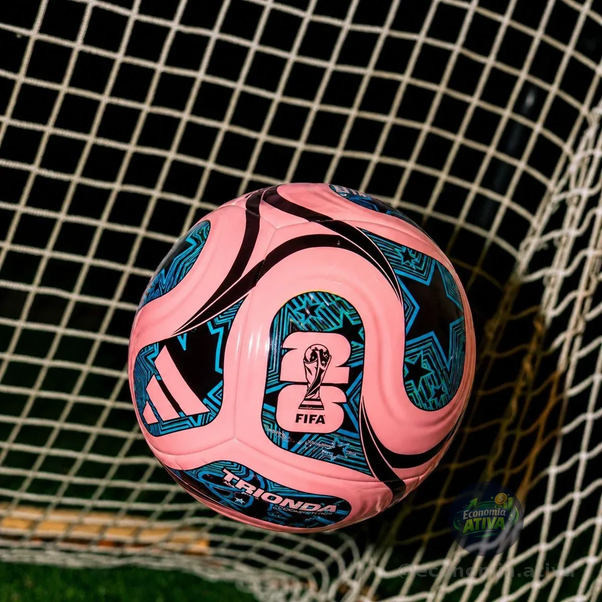 Bola Copa Do Mundo 26 Trionda Clube adidas Pink/blue