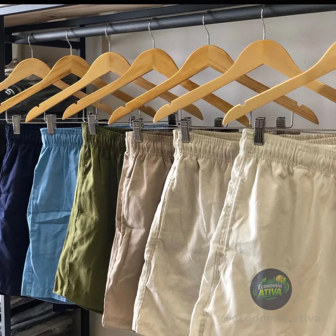 Kit Com 3 Shorts De Linho Voker