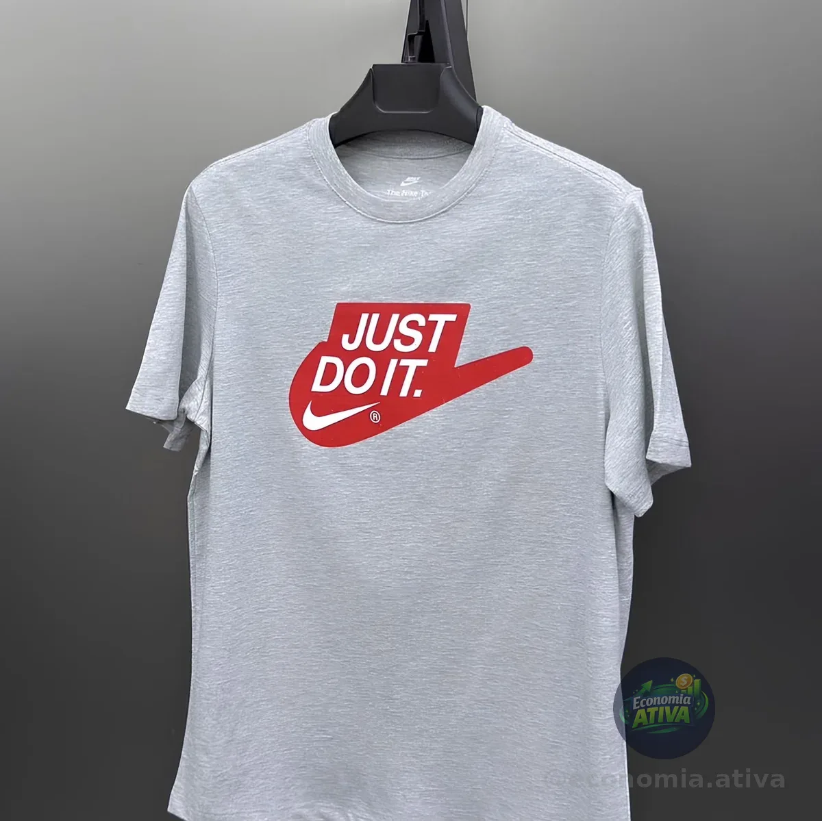Camiseta Nike Sportswear Jdi