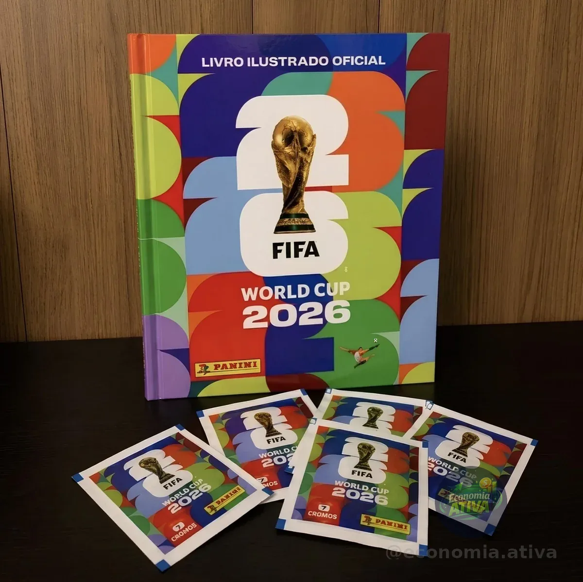 Kit 70 Figurinhas + Álbum Capa Dura Copa Do Mundo Panini