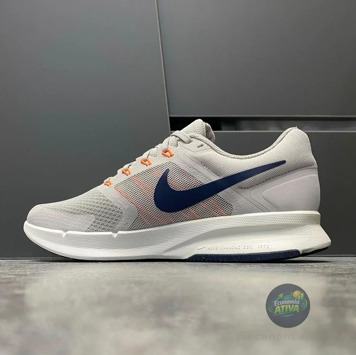 Tênis Nike Run Swift 3