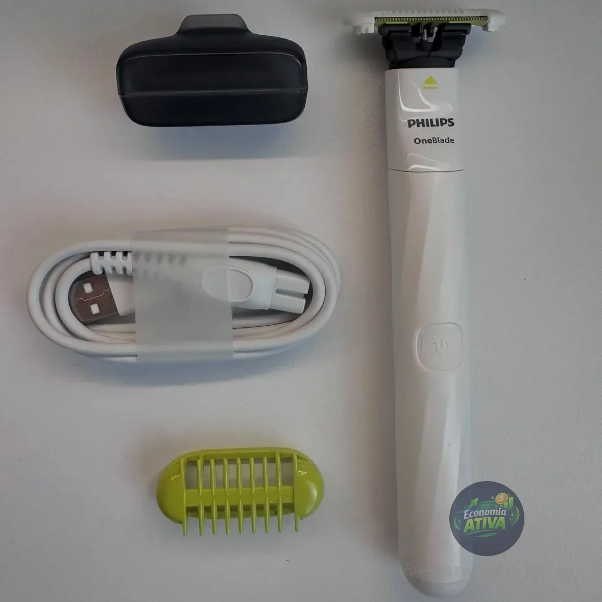 Aparador E Raspador Oneblade Intimate Philips 127/220v