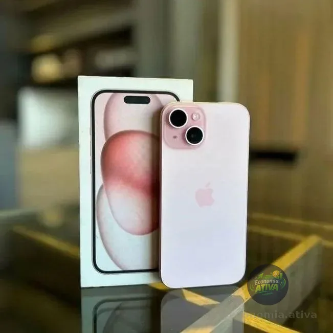 Apple iPhone 15 (128 GB)