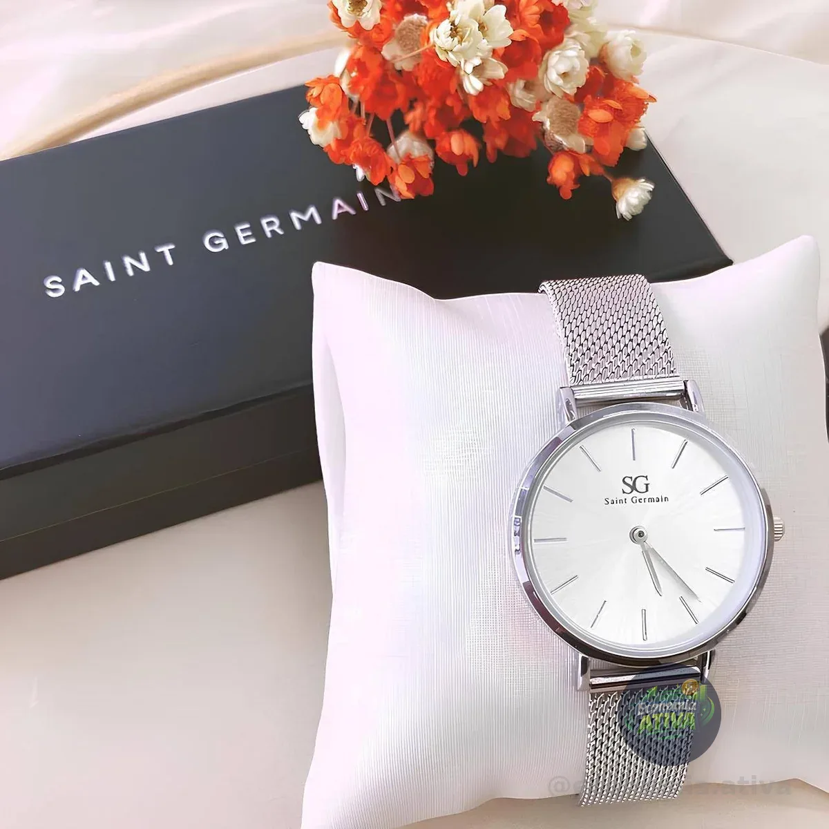Relógio Prateado Feminino Saint Germain Harlem 32mm