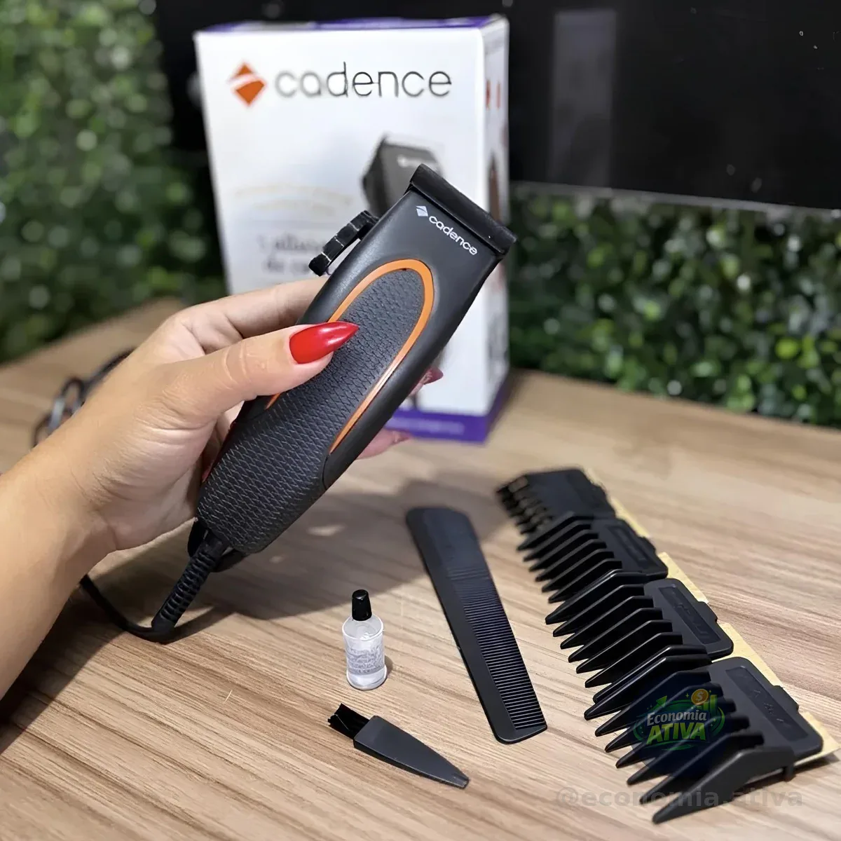 Máquina De Cortar Cabelo Cadence Simple Cut 127v
