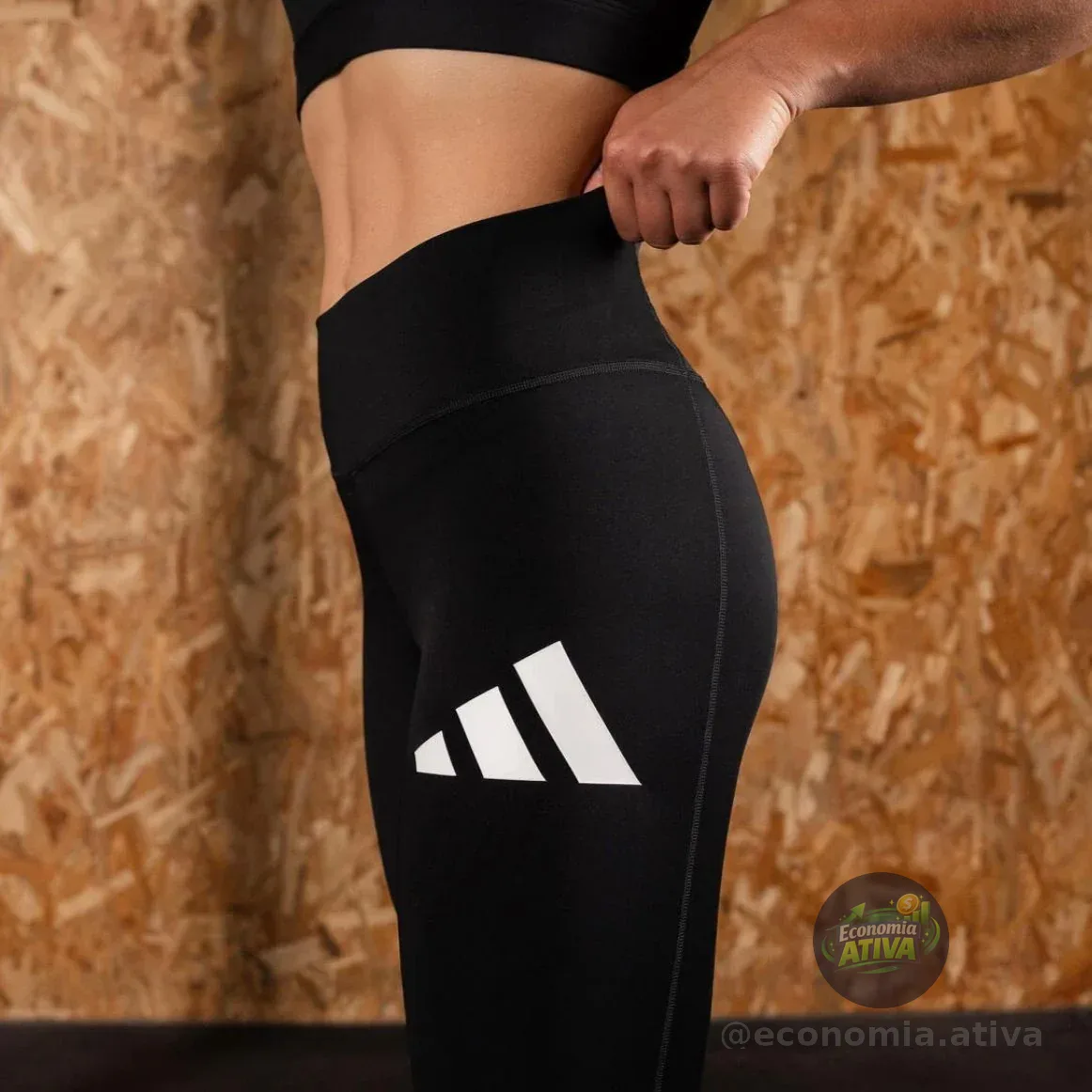 Calca Legging Adidas Essentials