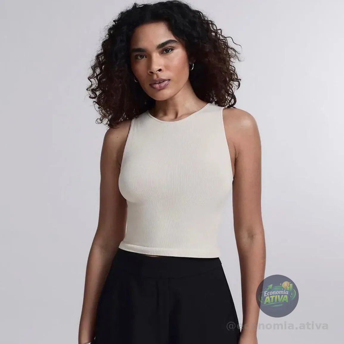 Kit 3 Regatas Insider Cropped In-form Seamless Sand Beige U