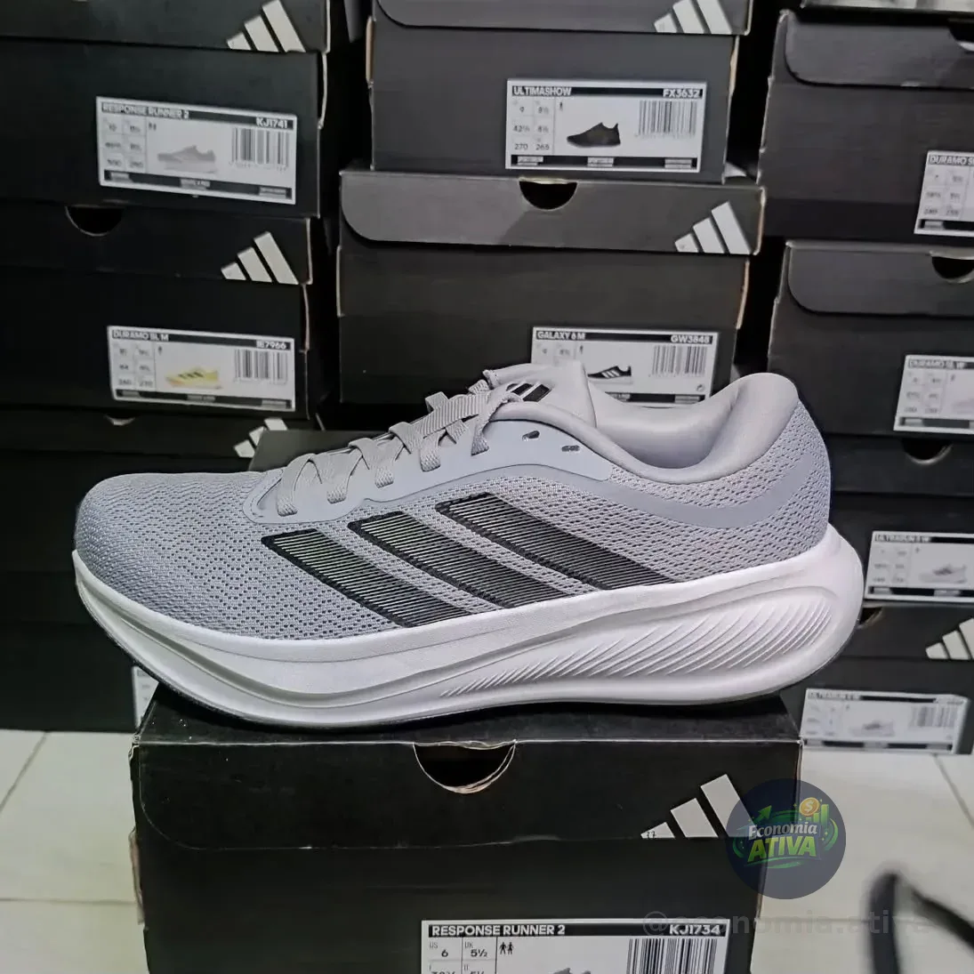 Tênis Adidas Response Runner 2