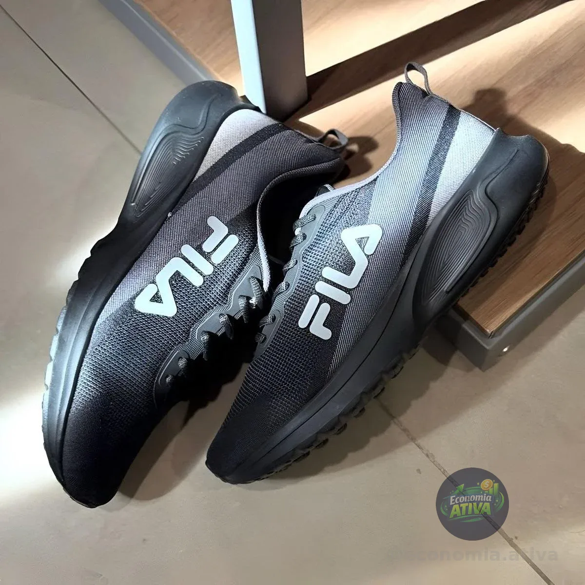 Tênis Fila Vector Masculino Confortável Estilo Esportivo