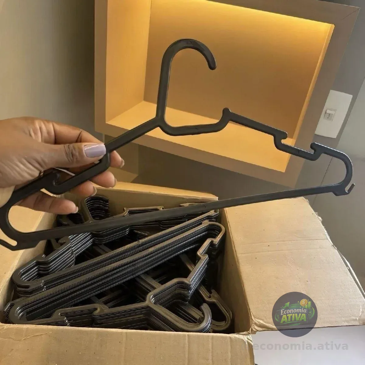 Kit 50 Cabides Preto Reforçado