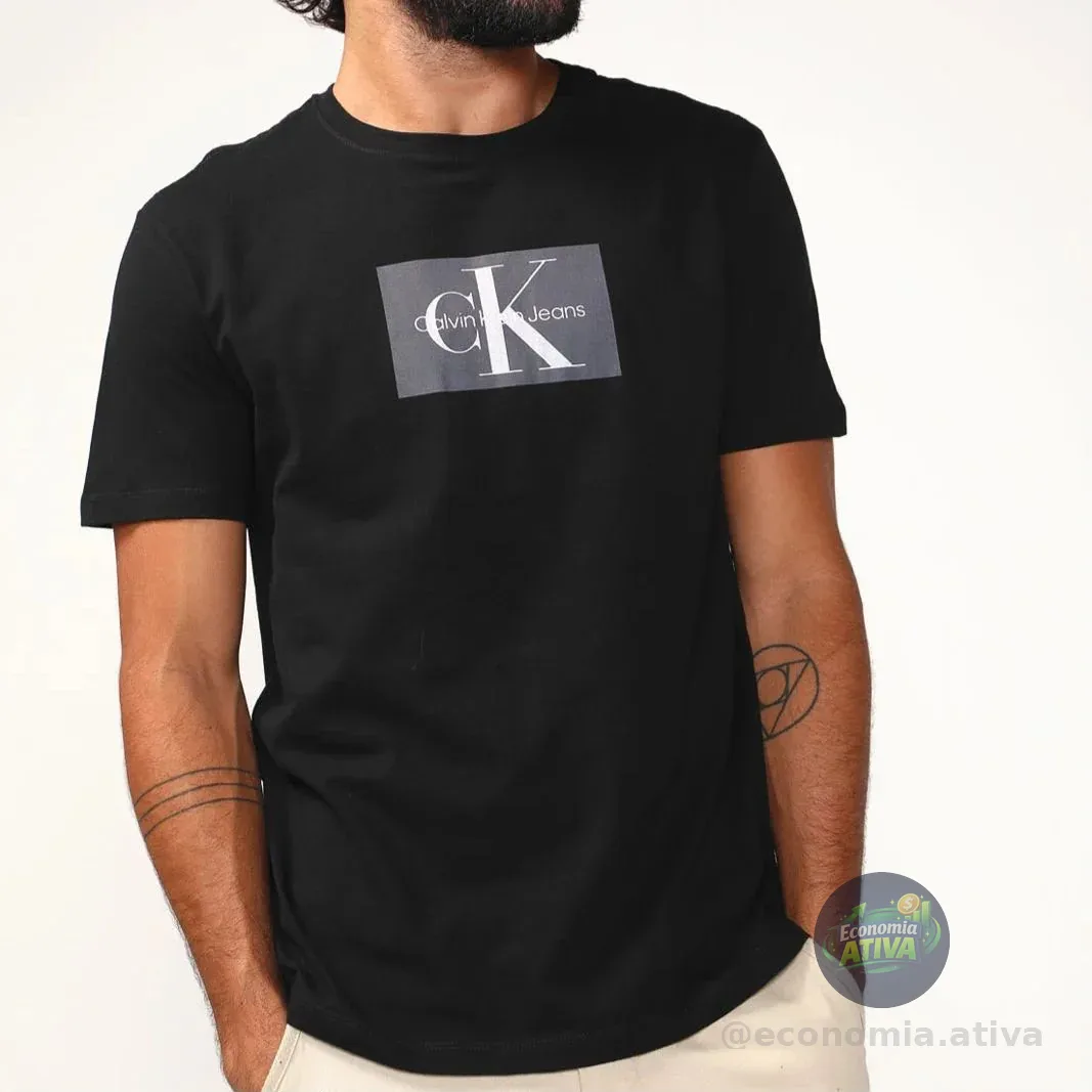 Camiseta Calvin Klein Jeans Issue Logo Grey Block Preta