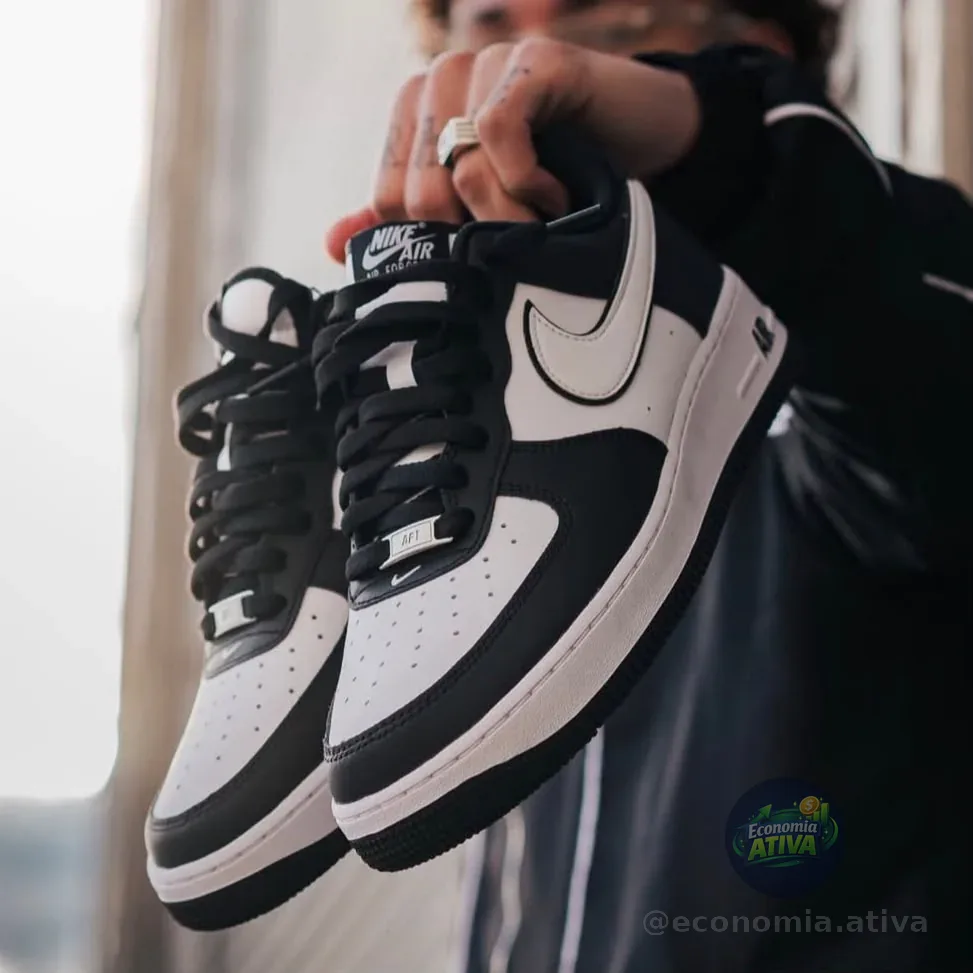 Tênis Nike Air Force 1 '07