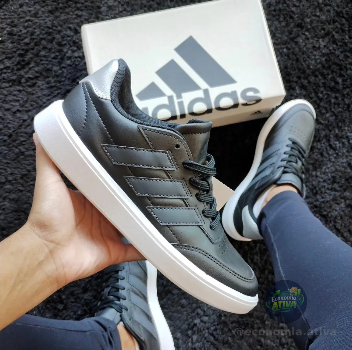 Tênis Adidas Courtblock (34 a 37)